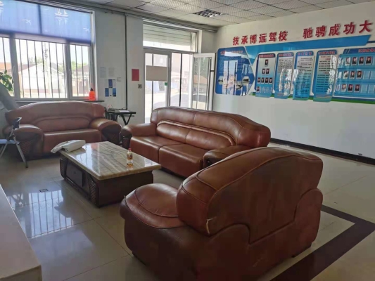 赤峰機(jī)器人有限公司電話號碼-第1張圖片