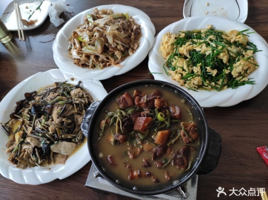 赤峰統(tǒng)部鎮(zhèn)飯店電話多少號(hào)-第1張圖片