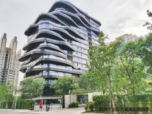 赤峰萬(wàn)達(dá)阿瑪尼電話(huà)多少號(hào)-第1張圖片