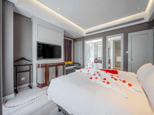 赤峰云鼎商務(wù)酒店電話號碼-第1張圖片