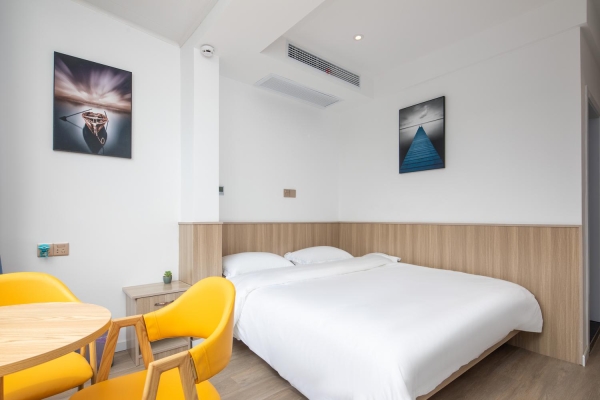 赤峰市南山民宿推薦電話多少-第1張圖片