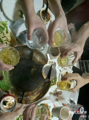 赤峰市明月萬合賓館電話號碼-第1張圖片