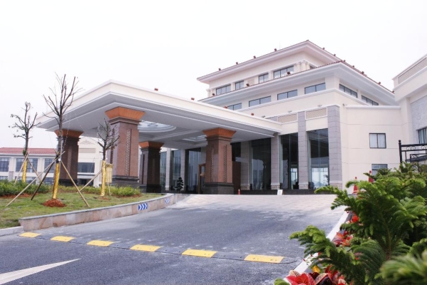 赤峰牛營(yíng)子影尚酒店電話號(hào)碼-第1張圖片