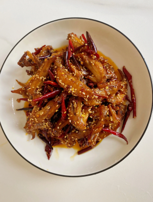 赤峰辣串直播平臺官網(wǎng)電話號碼-第1張圖片