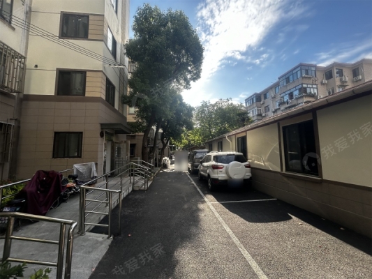 赤峰平民商超電話地址是多少號(hào)-第1張圖片