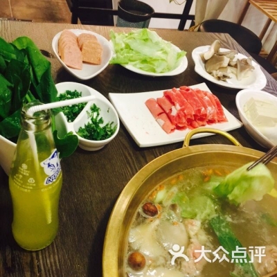 赤峰杰紅美食坊電話號(hào)碼查詢-第1張圖片