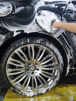 赤峰賣越野車的地方電話號(hào)碼-第1張圖片