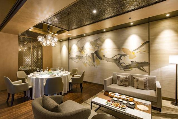 赤峰頂級魚子醬餐廳電話號(hào)碼-第1張圖片