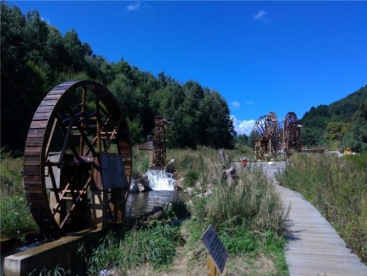 赤峰水之藍(lán)美容中心電話號碼-第1張圖片