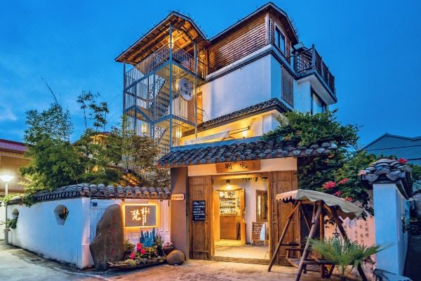 赤峰市錦山鎮(zhèn)民宿電話號碼-第1張圖片