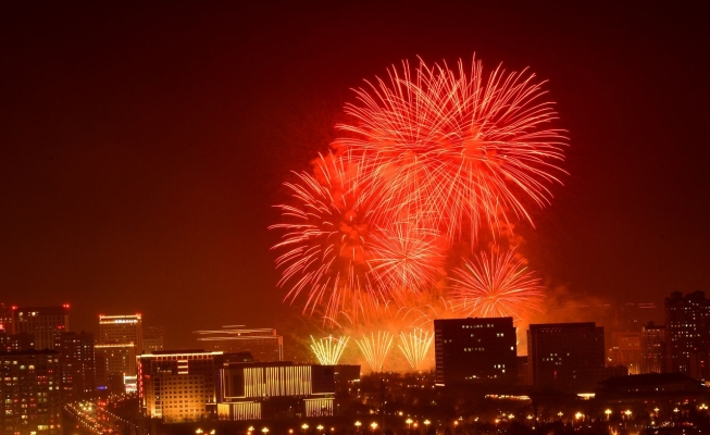 赤峰煙花廣播電話號(hào)碼是多少號(hào)-第1張圖片