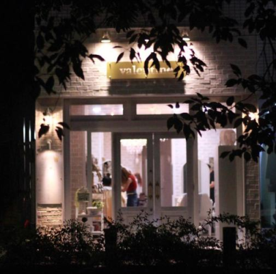 赤峰染發(fā)理發(fā)店電話號碼多少-第1張圖片