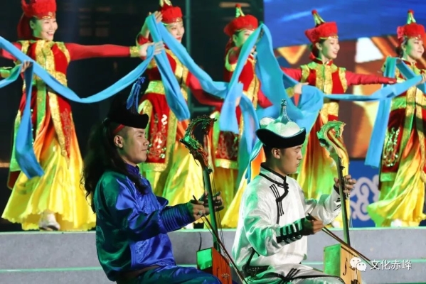 赤峰結(jié)伴旅游團(tuán)電話多少號-第1張圖片