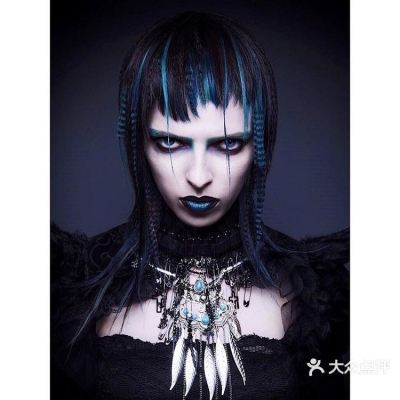 赤峰蒂梵發(fā)型店電話多少號(hào)-第1張圖片