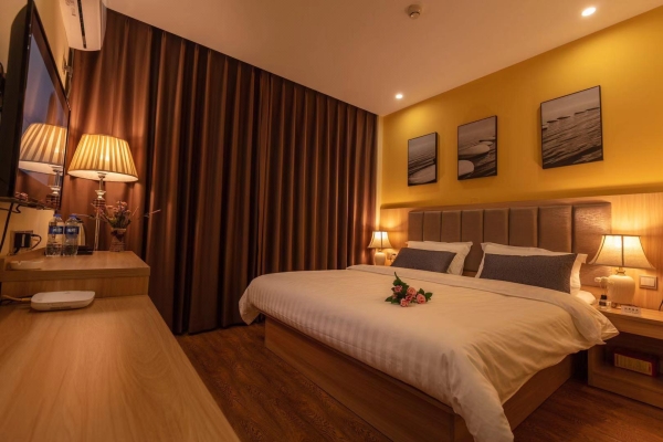 赤峰市融合朗悅酒店電話號(hào)碼-第1張圖片