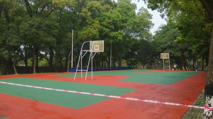 赤峰糧倉籃球場電話多少號(hào)-第1張圖片