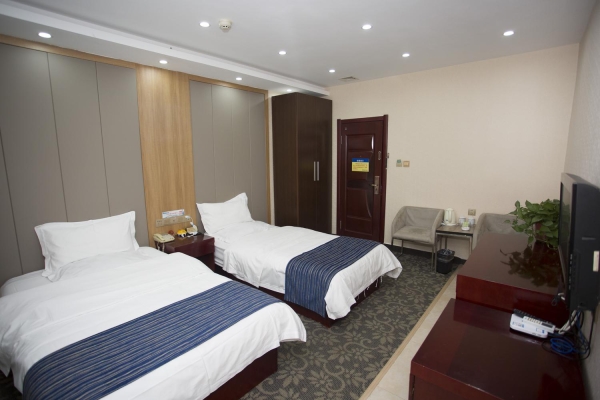 赤峰賓館超市電話多少啊-第1張圖片