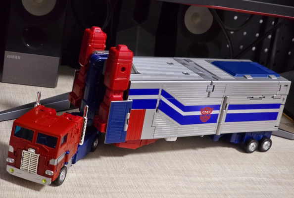 赤峰玩具回收電話多少錢(qián)啊-第1張圖片