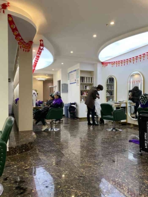 赤峰市絲路美發(fā)電話地址查詢-第1張圖片