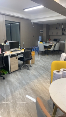 赤峰服裝店招聘模特電話是多少-第1張圖片