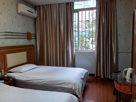 赤峰市查布嘎酒店電話號(hào)碼-第1張圖片