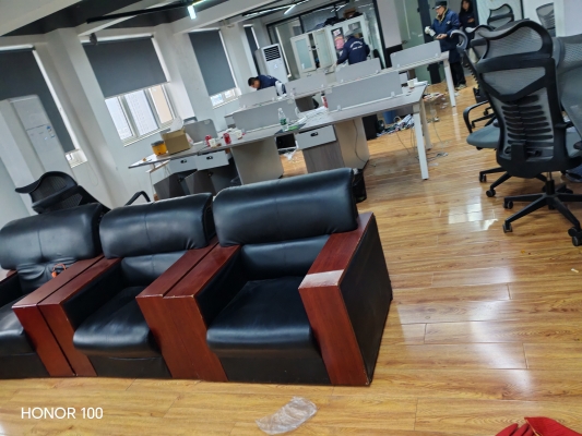 赤峰二手家具餐桌轉(zhuǎn)讓電話號(hào)碼-第1張圖片