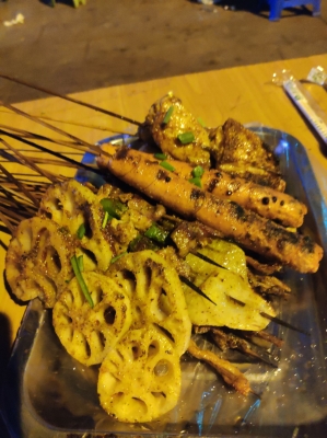 赤峰胡桃里對面燒烤店電話號碼-第1張圖片