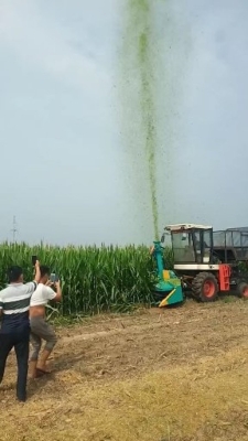 赤峰進口收割機電話號碼查詢-第1張圖片