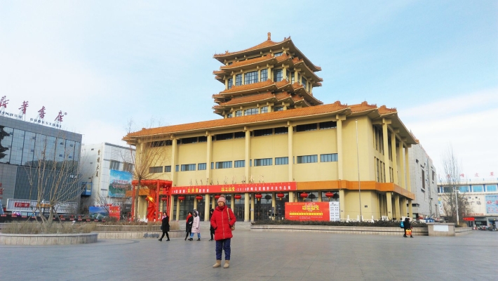 赤峰市美術(shù)室電話地址查詢-第1張圖片