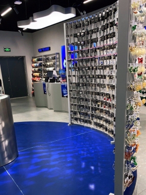 赤峰地下商場(chǎng)潮牌店電話號(hào)碼-第1張圖片