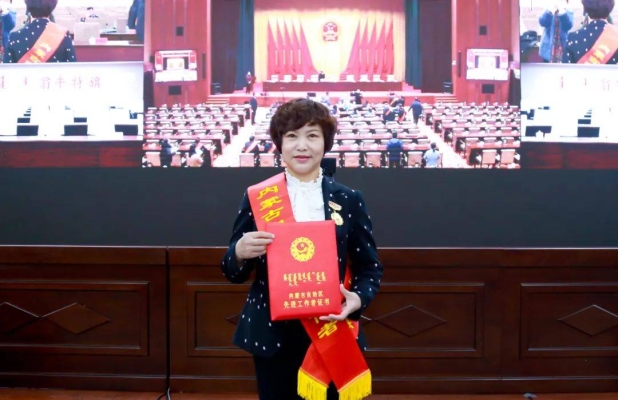 赤峰市附屬醫(yī)院吳超電話號碼-第1張圖片