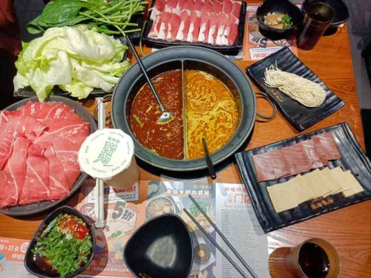 赤峰市小火鍋酒店電話號碼-第1張圖片