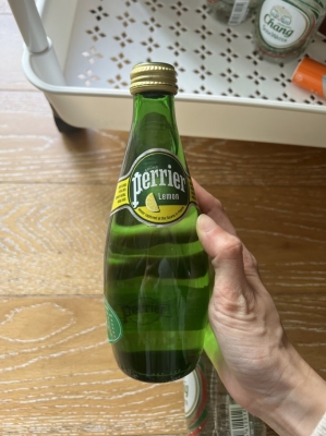 赤峰買玻璃瓶的地方電話號(hào)碼-第1張圖片