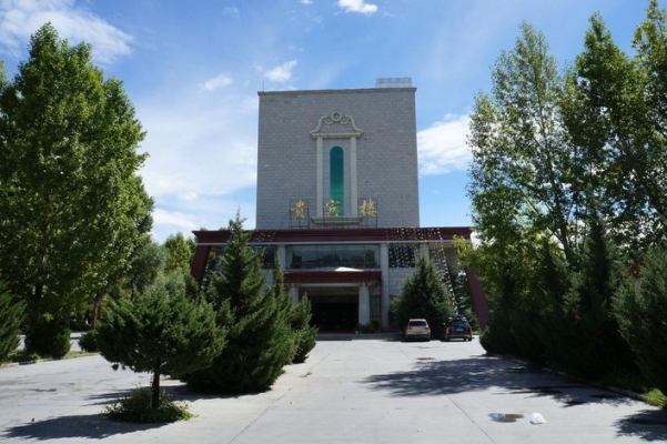 赤峰市貴賓樓賓館電話號(hào)碼-第1張圖片