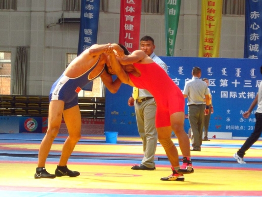 赤峰悍馬籃球?qū)Ｙu店電話號碼-第1張圖片