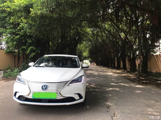 赤峰富和園賣車庫的電話號碼-第1張圖片