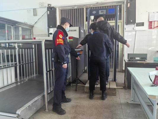 赤峰市查布嘎火車站電話-第1張圖片