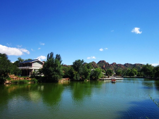 赤峰出租相機(jī)電話地址是多少號(hào)-第1張圖片