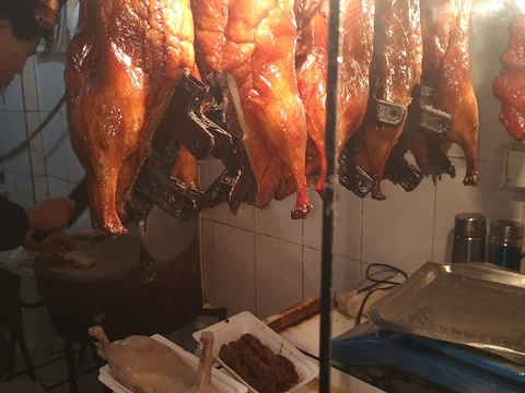 赤峰平莊烤鴨訂餐電話多少號-第1張圖片