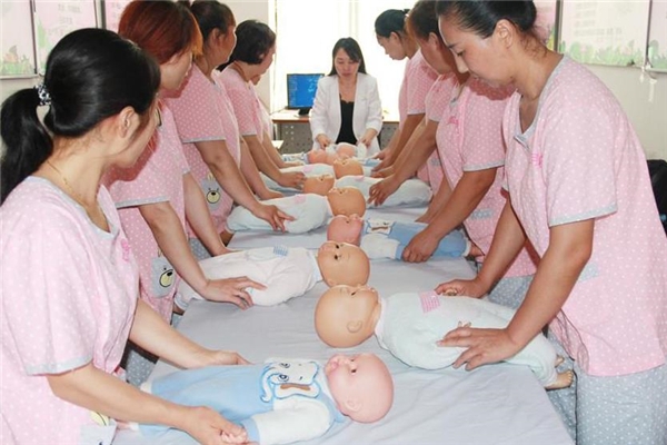 赤峰市月嫂培訓(xùn)機(jī)構(gòu)電話號碼-第1張圖片