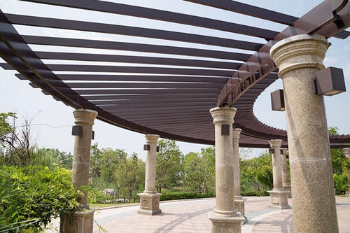 赤峰鋁藝?yán)燃芄倦娫捥?hào)碼查詢-第1張圖片