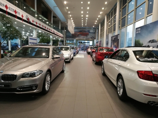 赤峰附近寶馬4s店電話號(hào)碼-第1張圖片