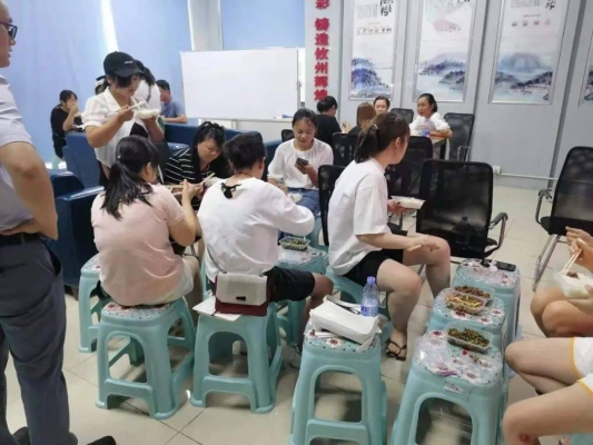 赤峰同城陪玩招聘電話多少啊-第1張圖片