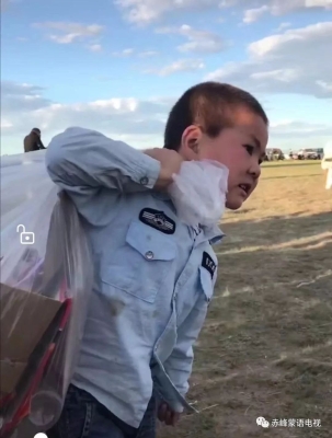 赤峰別墅區(qū)撿垃圾電話地址查詢(xún)-第1張圖片