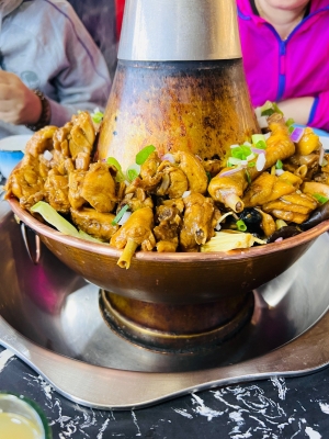 赤峰炸串地?cái)傠娫挼刂肥嵌嗌偬?hào)-第1張圖片