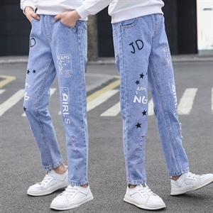 赤峰成熟童裝店電話多少號(hào)-第1張圖片