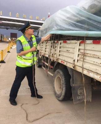 赤峰交通堵塞給誰打電話投訴-第1張圖片