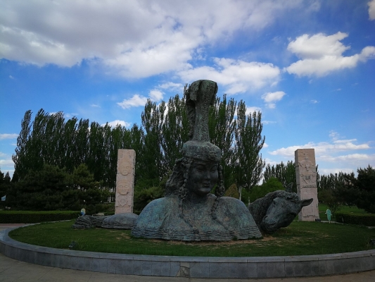 赤峰玉龍服務(wù)站電話是多少號-第1張圖片