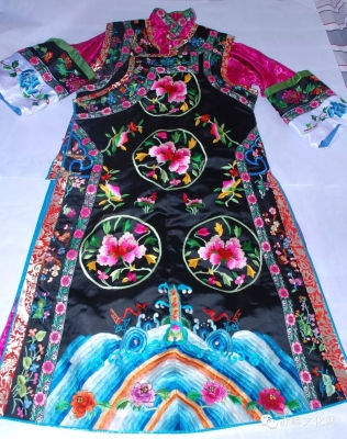 赤峰市蒙古袍制作店電話號(hào)碼-第1張圖片