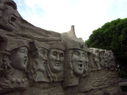 赤峰城市雕塑電話多少啊-第1張圖片